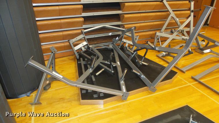 image for item FQ9459 Hammer Strength Ground Base jammer