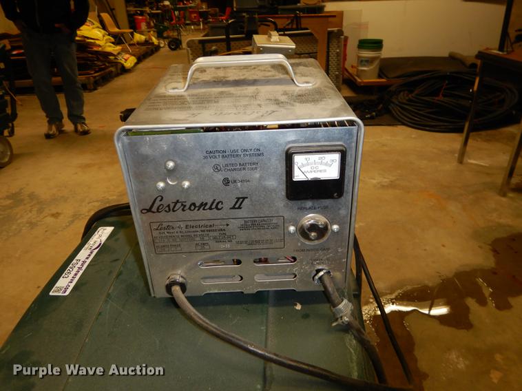 image for item FS9263 Floor cleaning equipment