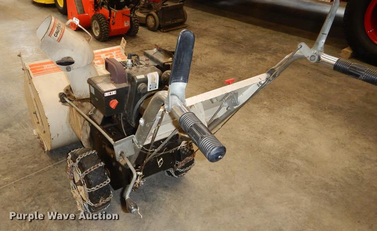 image for item FS9267 MTD Snow Flight 524 snow blower