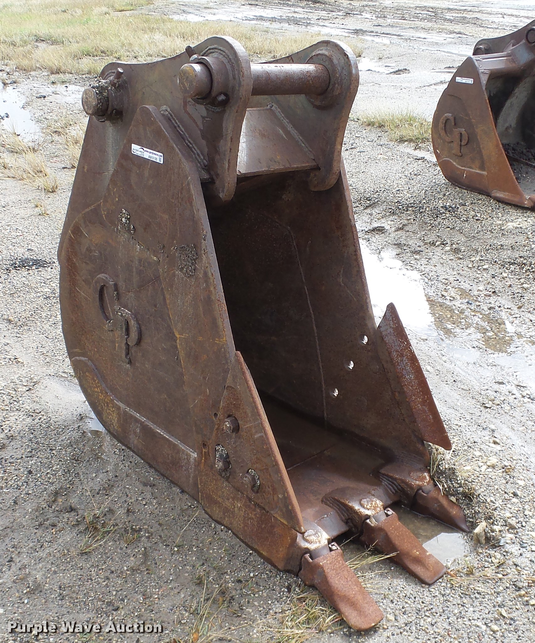 CP excavator bucket in McPherson, KS Item AM9100 sold Purple Wave