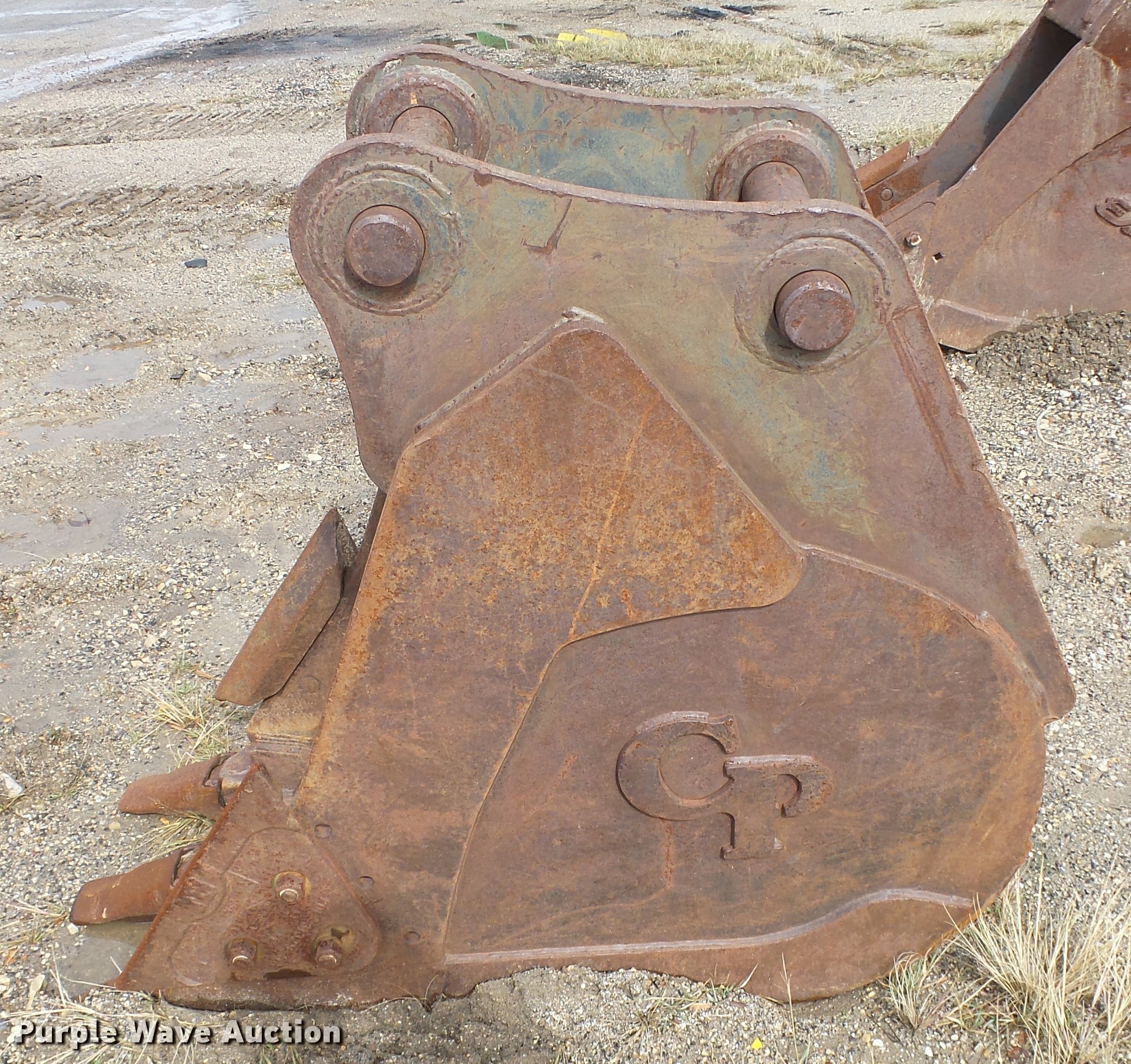 CP excavator bucket in McPherson, KS Item AM9100 sold Purple Wave