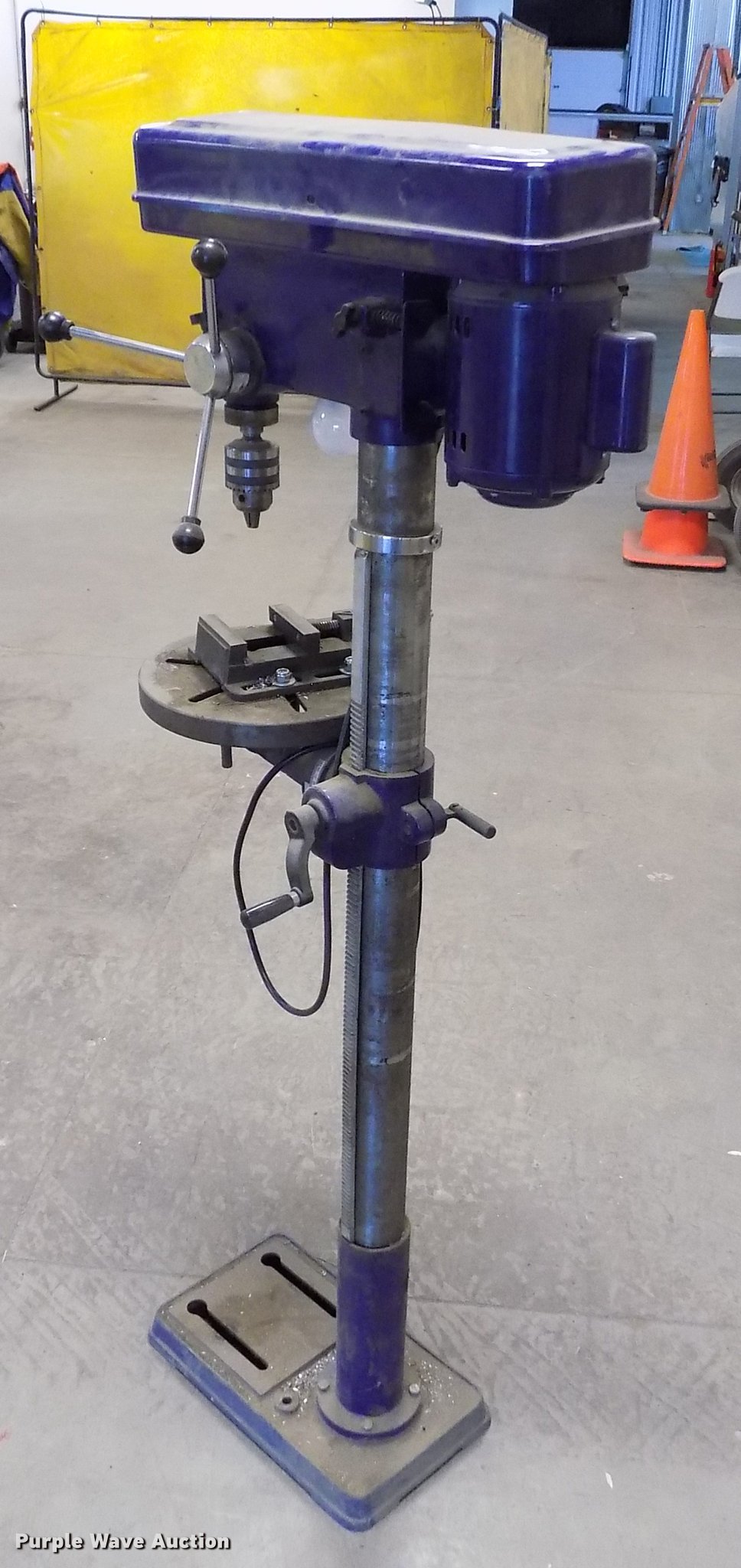2000 King 1120111 drill press in Dodge City, KS Item DY9038 sold