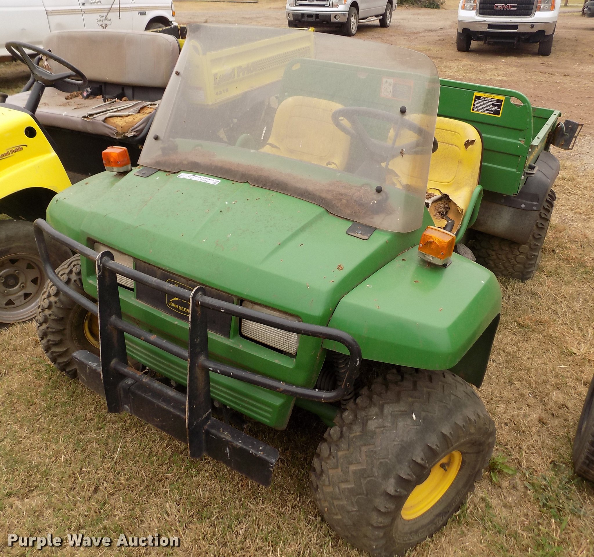 1999 John Deere Gator utility vehicle in Dodge City, KS Item DY9049