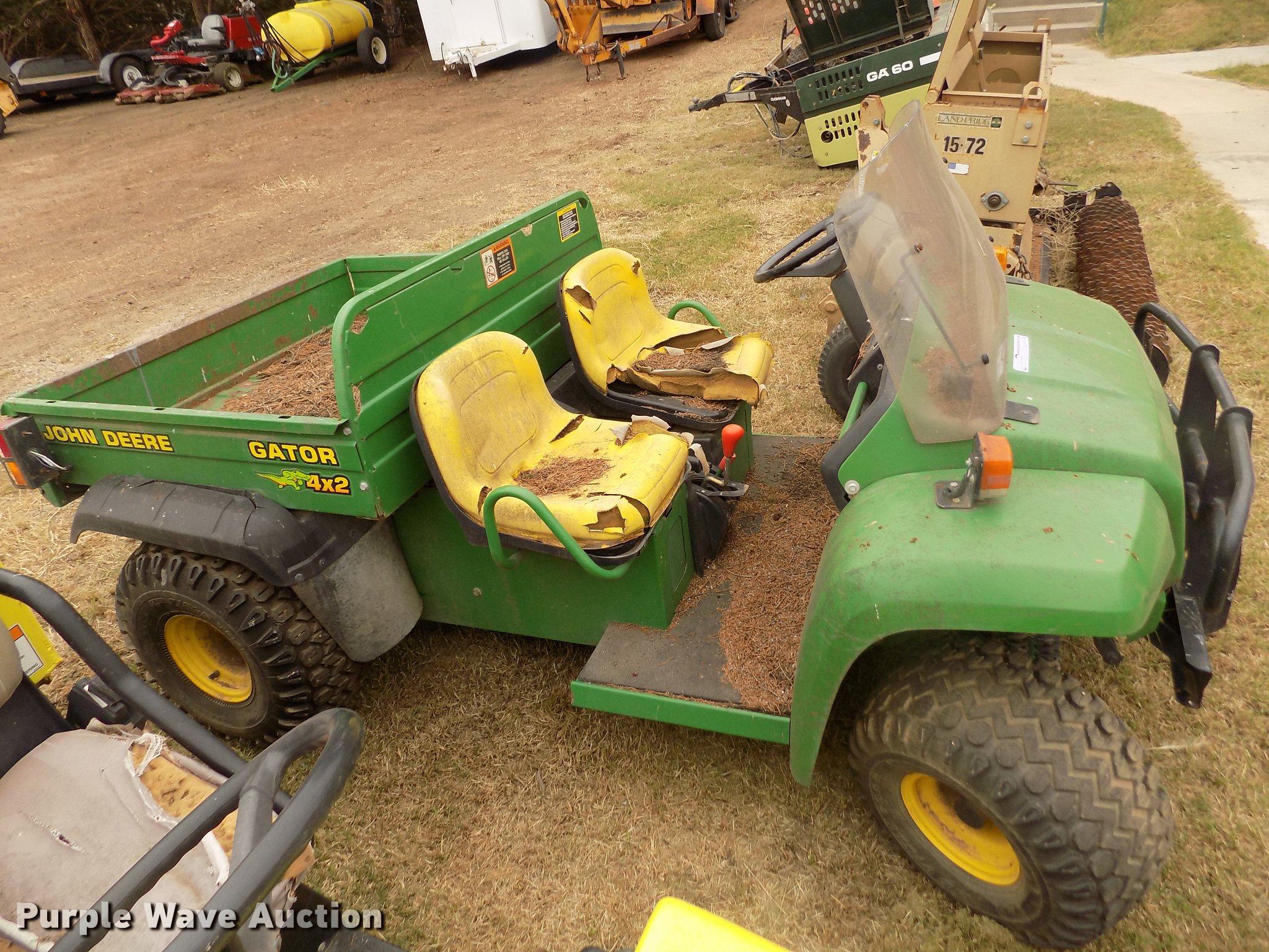 1999 John Deere Gator utility vehicle in Dodge City, KS Item DY9049