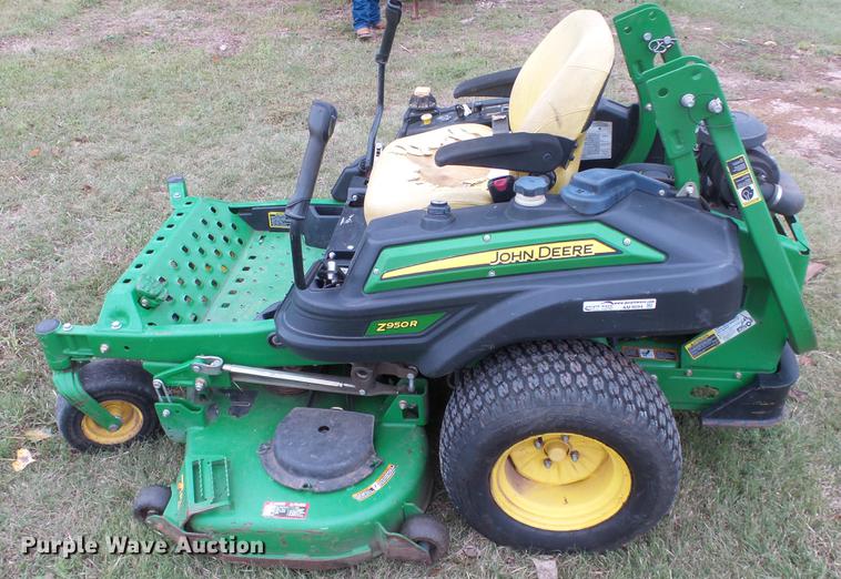 image for item AM9094 John Deere Z950R ZTR lawn mower