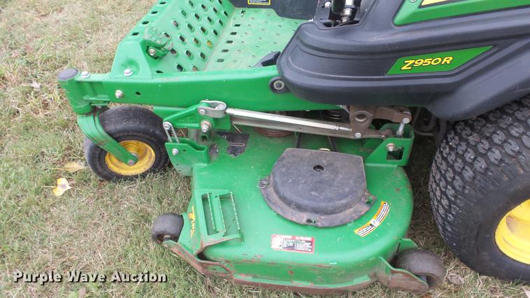 image for item AM9094 John Deere Z950R ZTR lawn mower