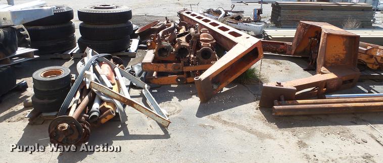 image for item AM9105 Lull telehandler parts