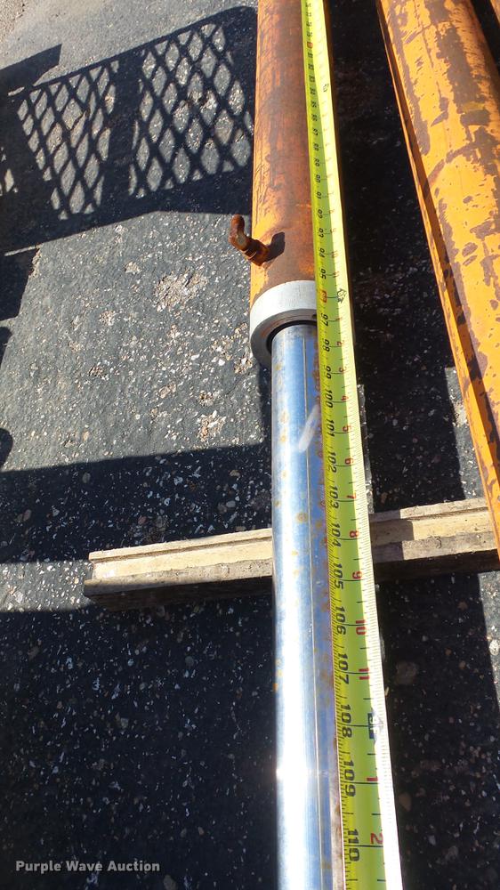 image for item AM9105 Lull telehandler parts