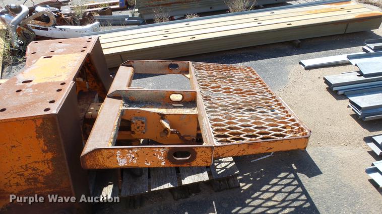 image for item AM9105 Lull telehandler parts