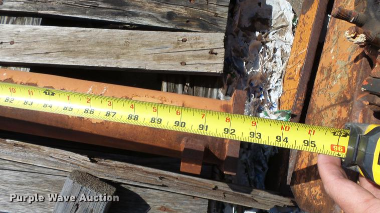 image for item AM9105 Lull telehandler parts