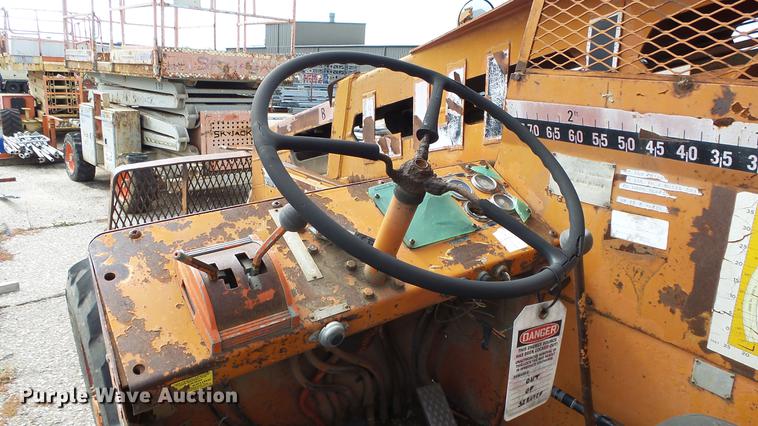 image for item AM9108 Lull 844 telehandler