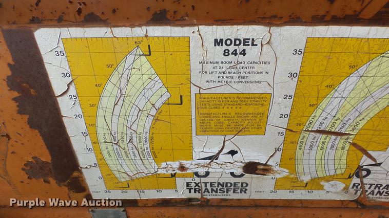 image for item AM9108 Lull 844 telehandler