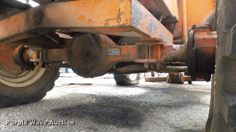 image for item AM9108 Lull 844 telehandler