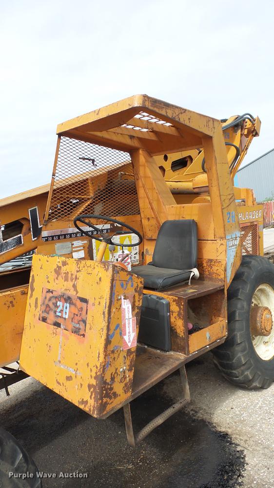 image for item AM9108 Lull 844 telehandler