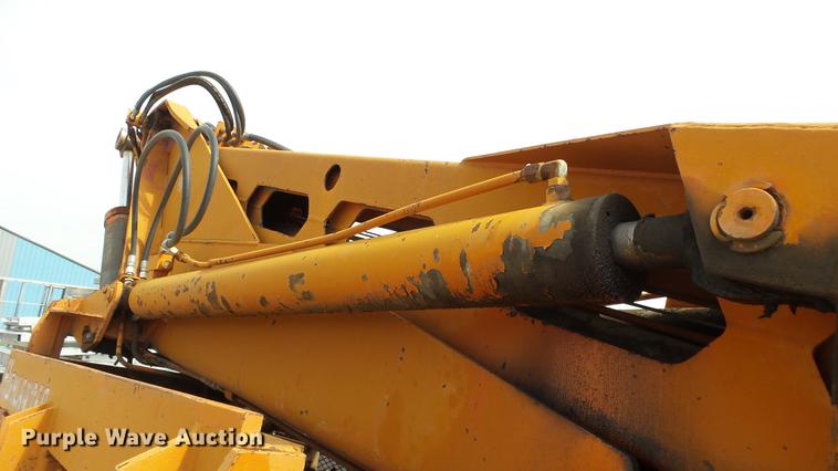 image for item AM9108 Lull 844 telehandler