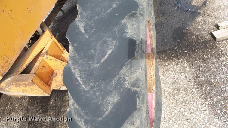 image for item AM9108 Lull 844 telehandler