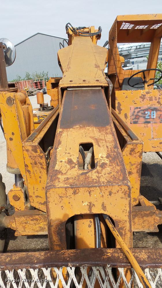 image for item AM9108 Lull 844 telehandler