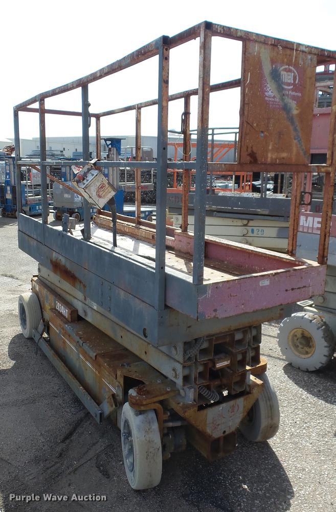 image for item AM9112 Mec 2034HT scissor lift