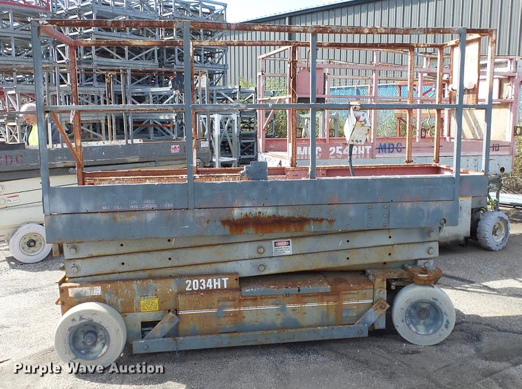 image for item AM9112 Mec 2034HT scissor lift