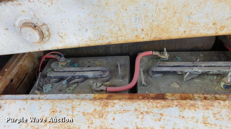 image for item AM9112 Mec 2034HT scissor lift