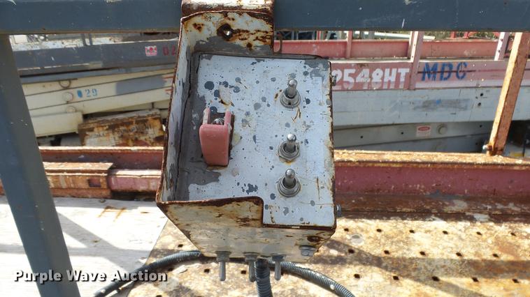 image for item AM9112 Mec 2034HT scissor lift