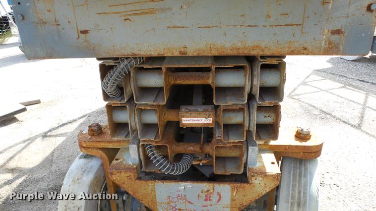 image for item AM9112 Mec 2034HT scissor lift