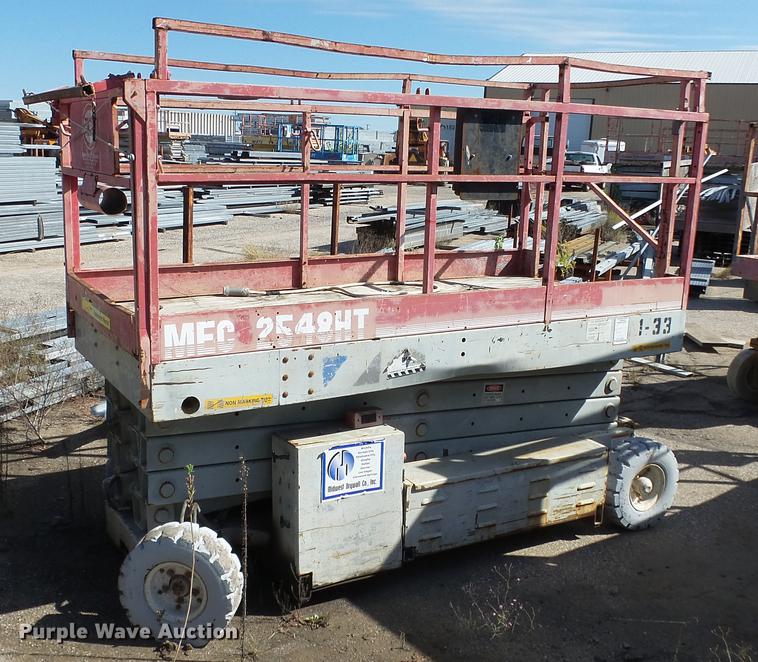 image for item AM9113 Mec 2548HT scissor lift