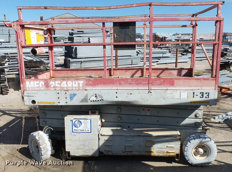 image for item AM9113 Mec 2548HT scissor lift