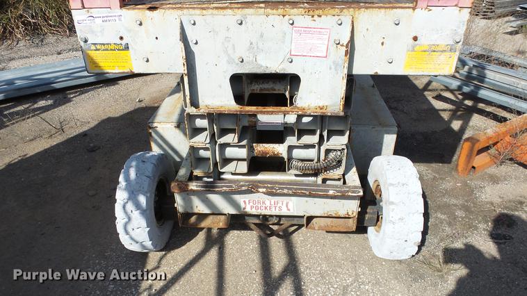 image for item AM9113 Mec 2548HT scissor lift