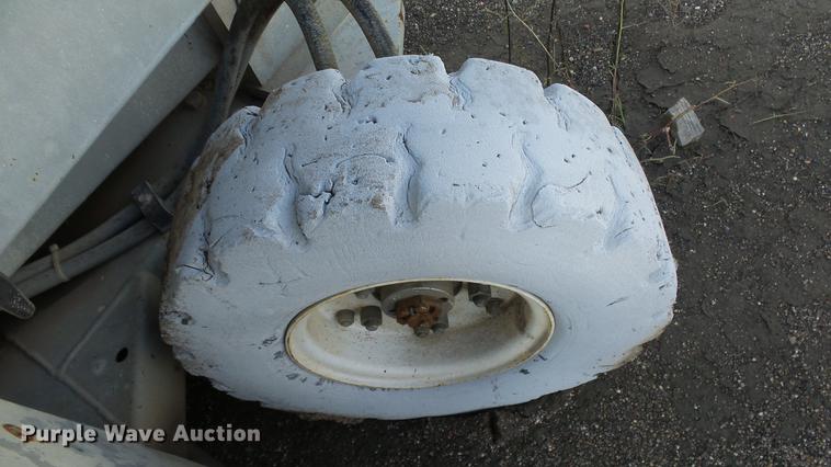 image for item AM9113 Mec 2548HT scissor lift