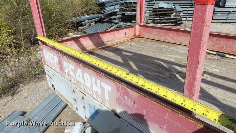 image for item AM9113 Mec 2548HT scissor lift
