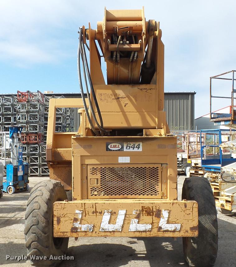 image for item AM9121 Lull 644 telehandler