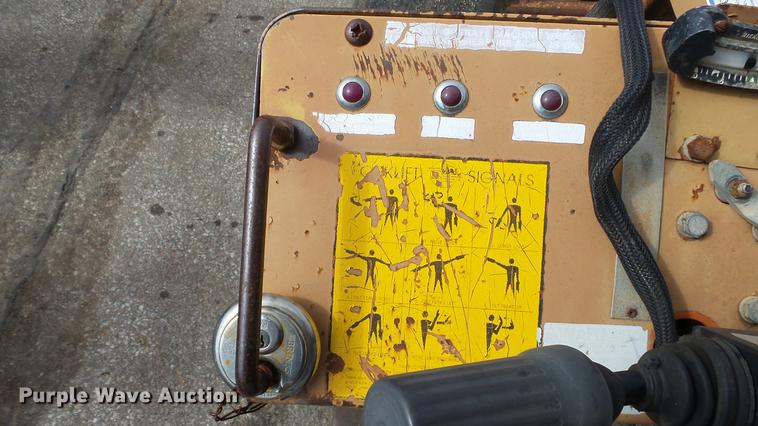 image for item AM9121 Lull 644 telehandler