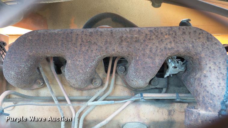 image for item AM9121 Lull 644 telehandler