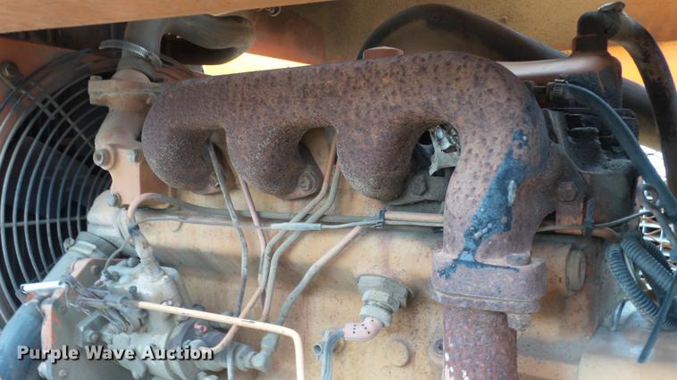 image for item AM9121 Lull 644 telehandler