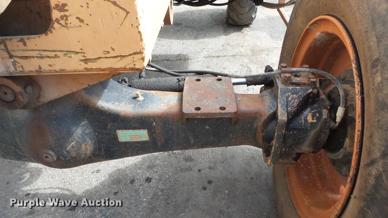 image for item AM9121 Lull 644 telehandler