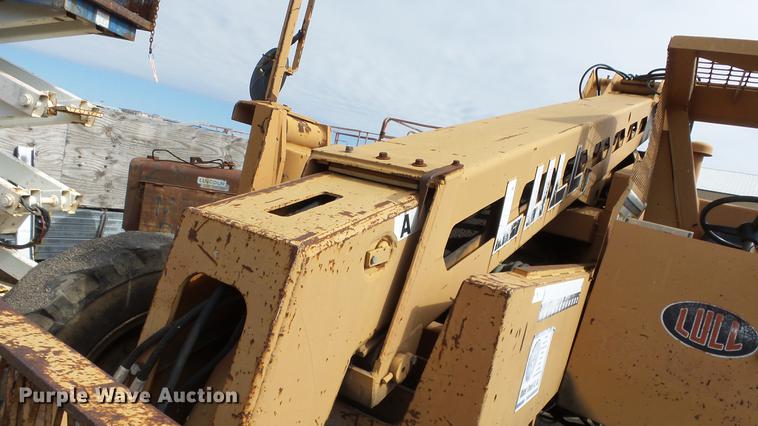 image for item AM9121 Lull 644 telehandler