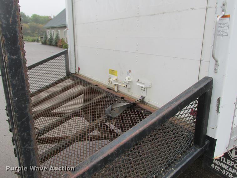 image for item DA8295 2013 Mitsubishi Fuso FE160 box truck