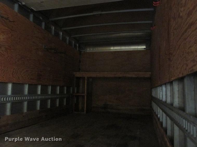 image for item DA8295 2013 Mitsubishi Fuso FE160 box truck