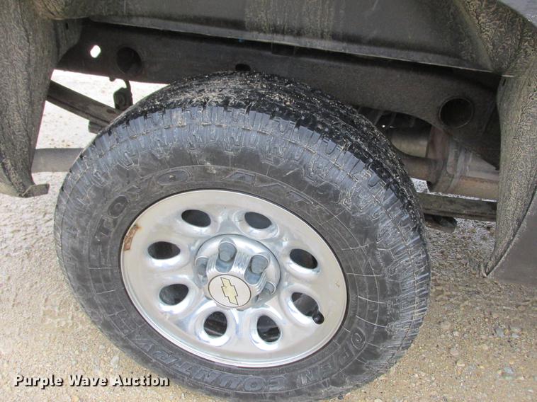 image for item DA8296 2011 Chevrolet Silverado 1500 Ext. Cab pickup truck