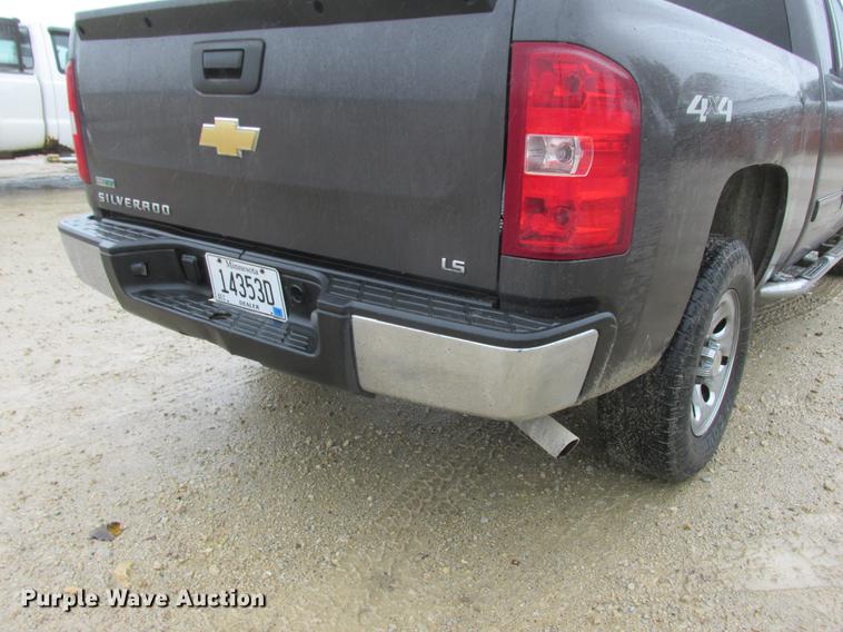 image for item DA8296 2011 Chevrolet Silverado 1500 Ext. Cab pickup truck