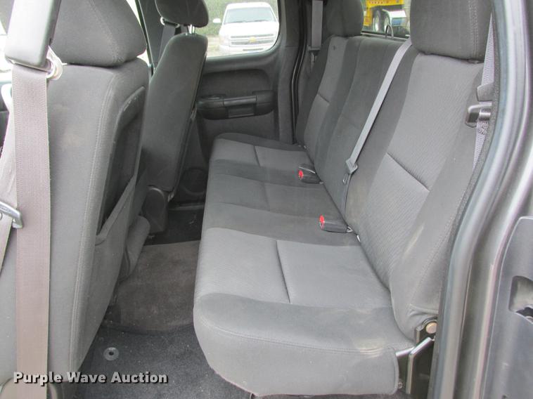 image for item DA8296 2011 Chevrolet Silverado 1500 Ext. Cab pickup truck
