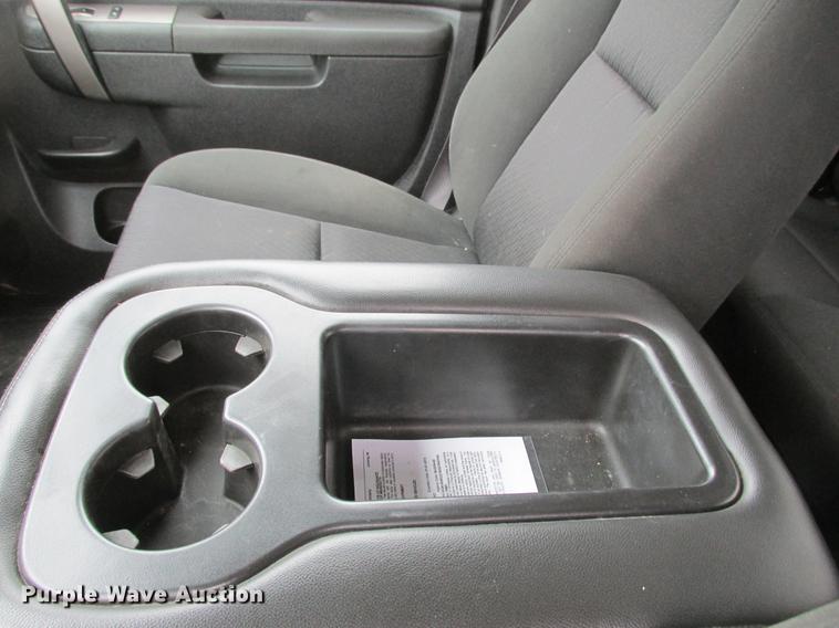 image for item DA8296 2011 Chevrolet Silverado 1500 Ext. Cab pickup truck