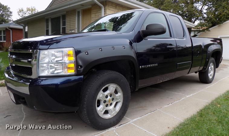 image for item DB8540 2008 Chevrolet Silverado 1500 Ext. Cab pickup truck