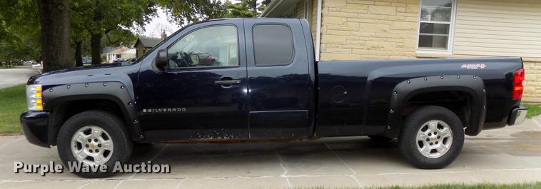 image for item DB8540 2008 Chevrolet Silverado 1500 Ext. Cab pickup truck