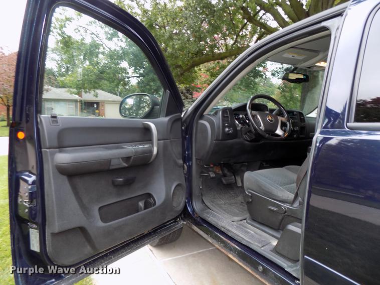 image for item DB8540 2008 Chevrolet Silverado 1500 Ext. Cab pickup truck