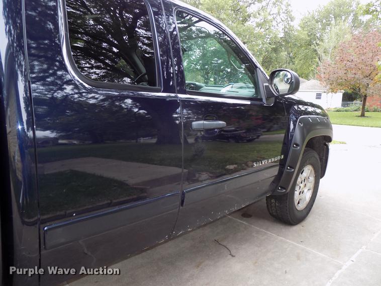 image for item DB8540 2008 Chevrolet Silverado 1500 Ext. Cab pickup truck