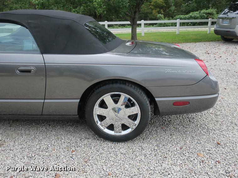 image for item DB8972 2003 Ford Thunderbird convertible