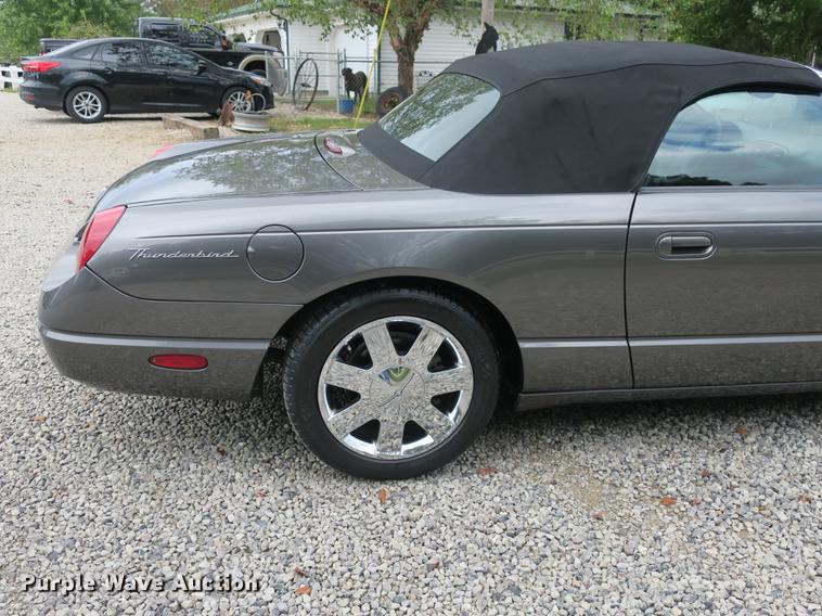 image for item DB8972 2003 Ford Thunderbird convertible
