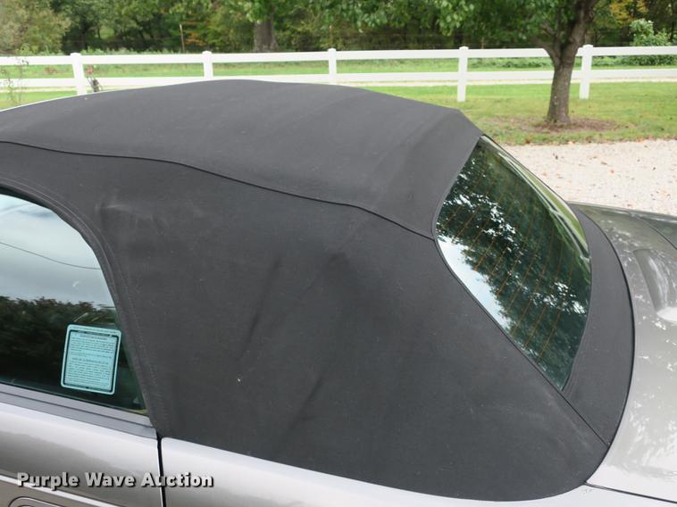 image for item DB8972 2003 Ford Thunderbird convertible